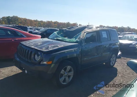 2016 Jeep Patriot Latitude z USA, uszkodzony, nr VIN 1C4NJRFB9GD697039